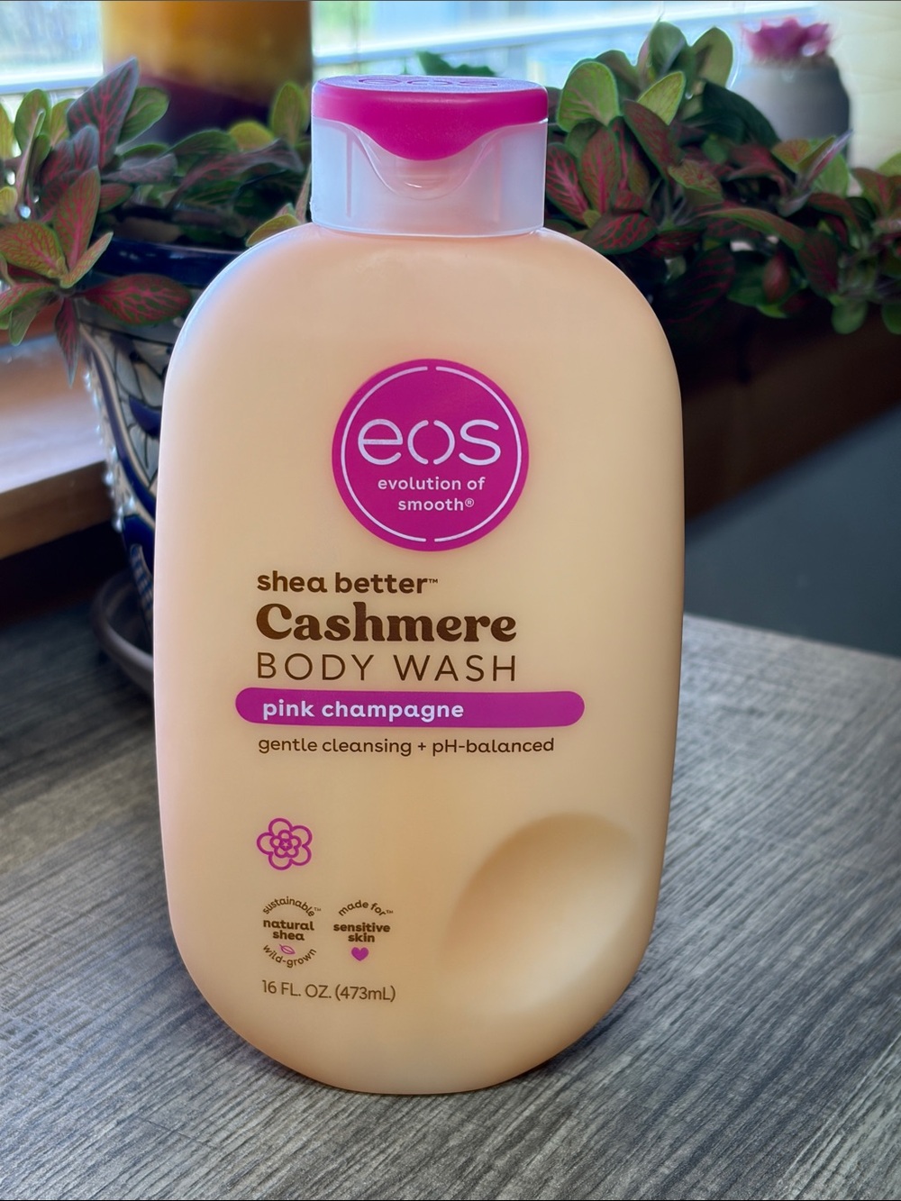 EOS Pink Champagne Cashmere Body Wash